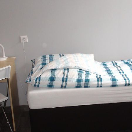 Hostel Kamienna Centrum Katowice Buitenkant foto